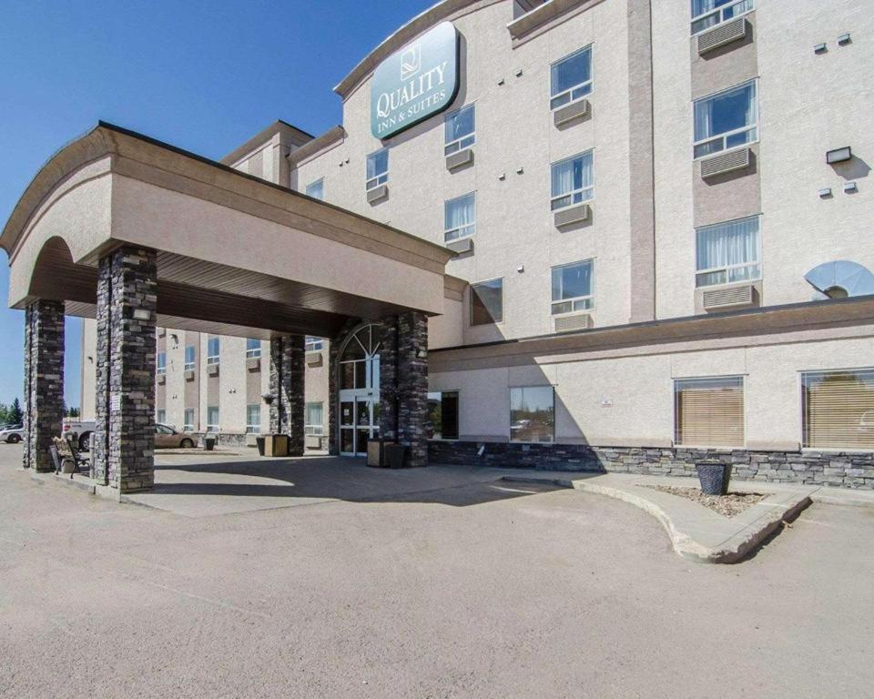 Quality Inn & Suites Grande Prairie Esterno foto